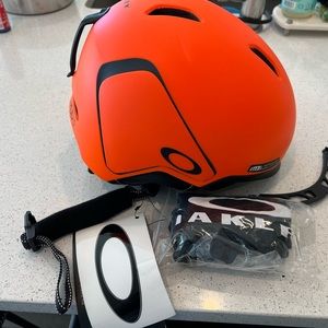 Mod 3 Oakley Helmet